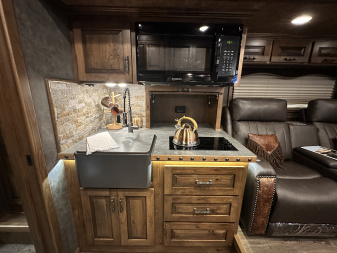 New 2026 4-Star Trailers 3H 18' Trail Boss LQ Horse Trailer