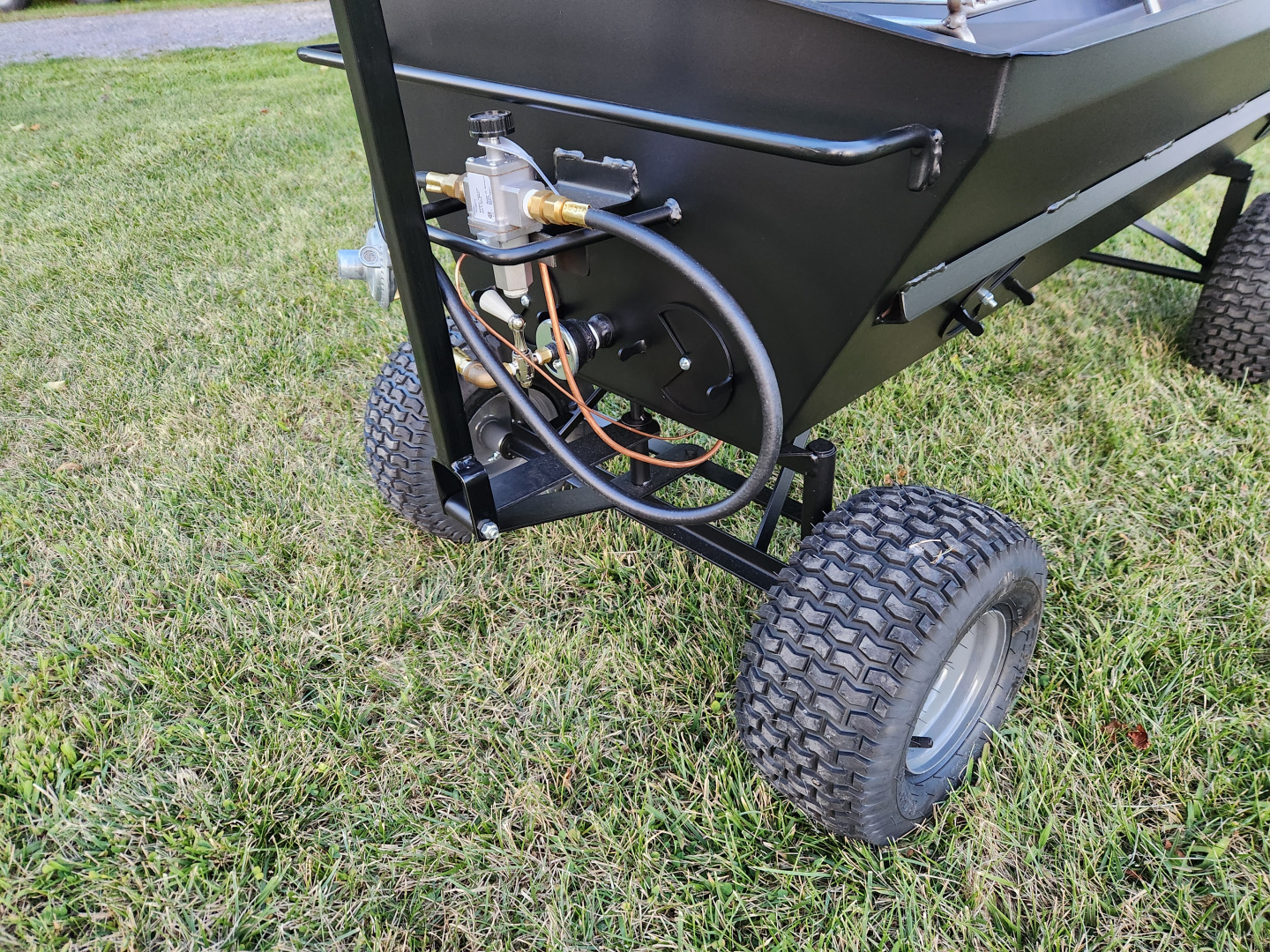 New 2025 Meadowcreek PR60 GAS PIG ROASTER BBQ Wagon