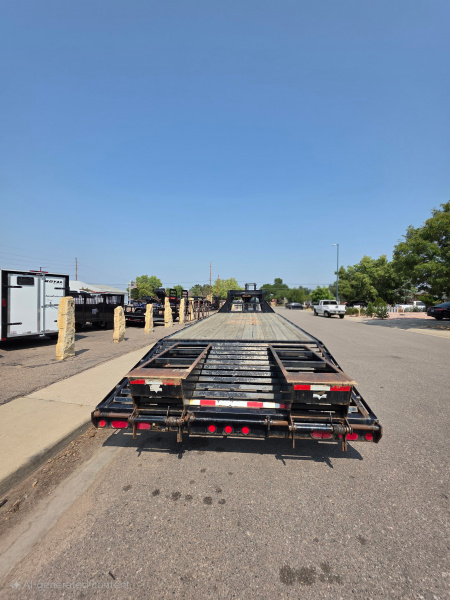 Used 2005 PJ Trailers 8.5-25 DECKOVER GOOSENECK