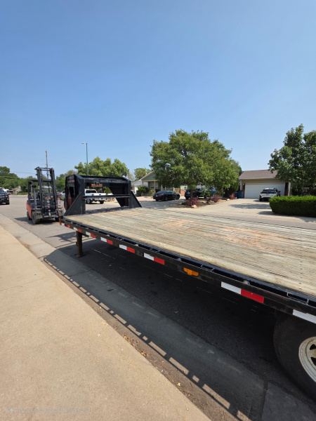 Used 2005 PJ Trailers 8.5-25 DECKOVER GOOSENECK