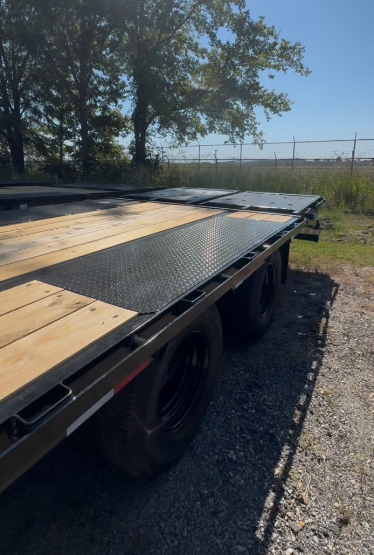 New 2026 Big Tex Trailers 22PH-20+5MR