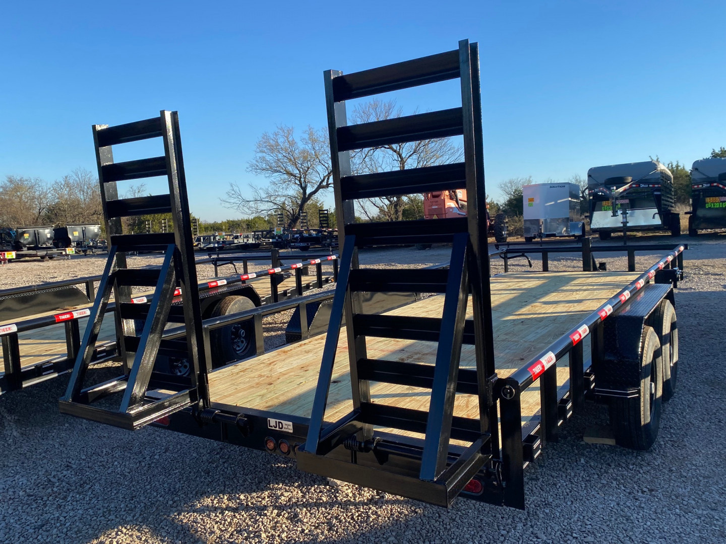 New 2025 Tiger - Heavy Duty Pipe Top Trailer 83" X 18'