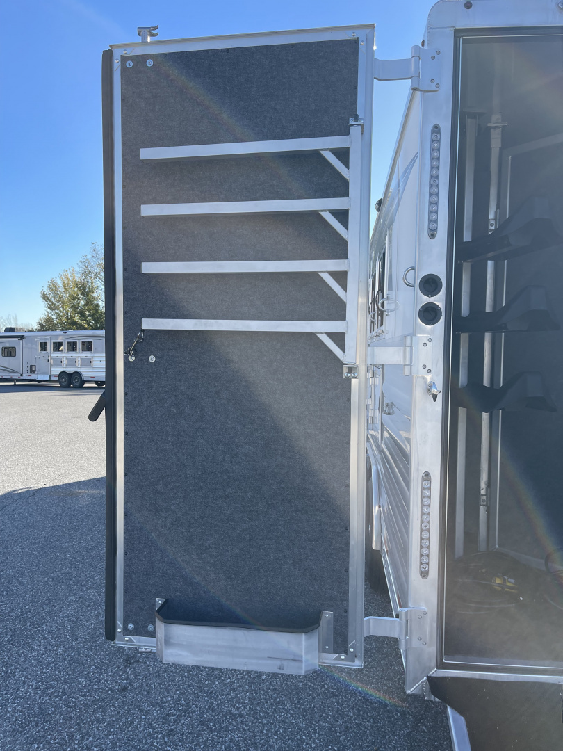 New 2026 Merhow Trailers 8316-A RWS Horse Trailer