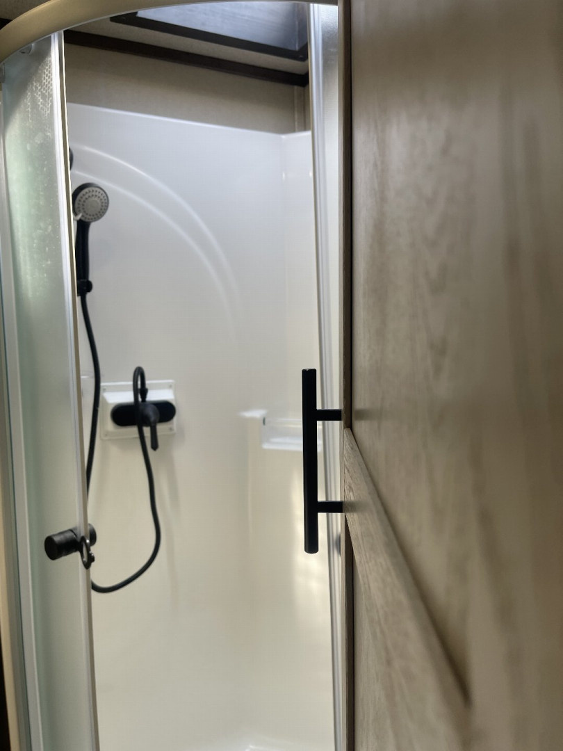 New 2026 Merhow Trailers 8316 RWS-ANGLED FARMHOUSE Horse Trailer