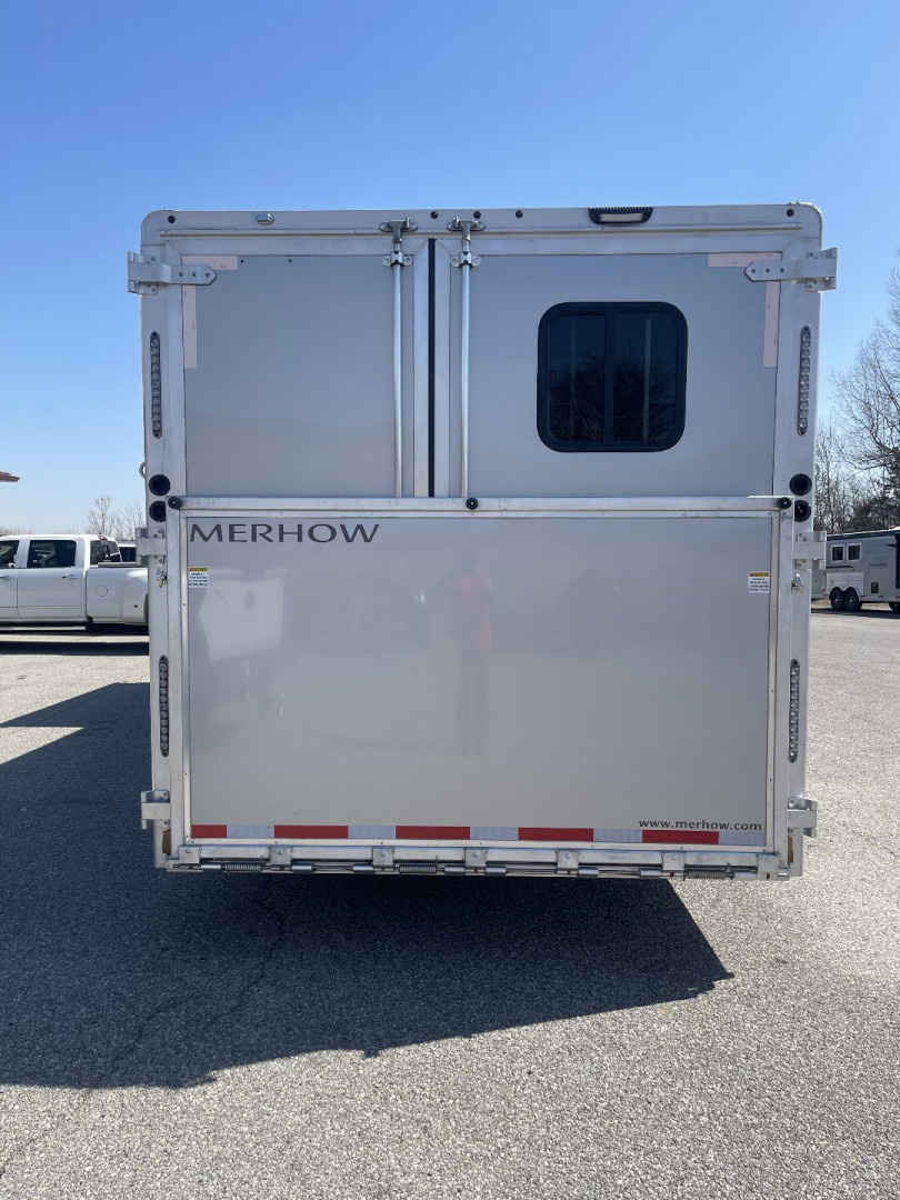 New 2026 Merhow Trailers 8316 RWS-ANGLED FARMHOUSE Horse Trailer
