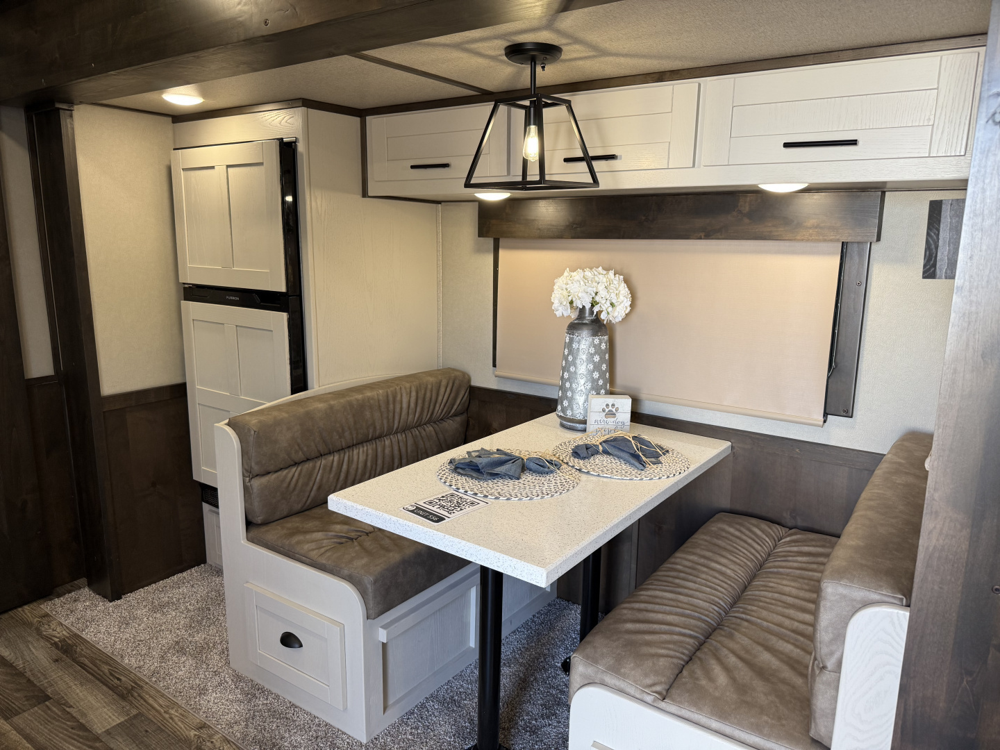 New 2026 Merhow Trailers 8316 RWS-ANGLED FARMHOUSE Horse Trailer