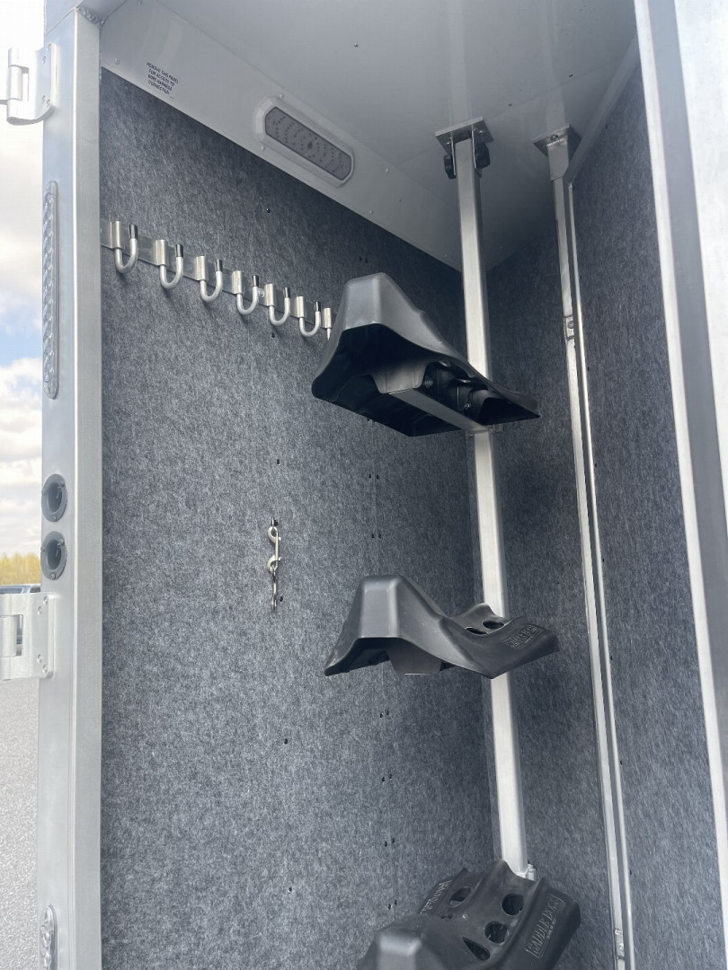 New 2026 Merhow Trailers 8316-A RWS Horse Trailer