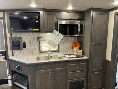 New 2026 Merhow Trailers 8316-A RWS Horse Trailer