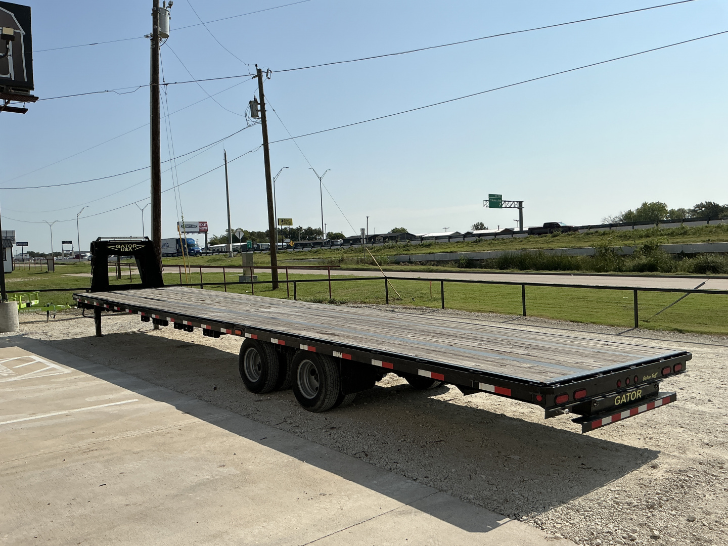 Used 2022 Gatormade 102"x40' GN Flatbed