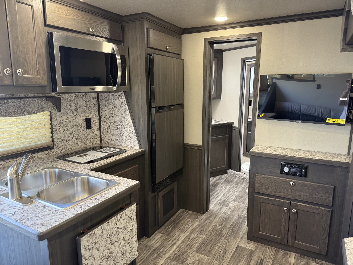 New 2026 Merhow Trailers 8314-B RWS Horse Trailer