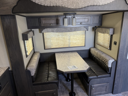 New 2026 Merhow Trailers 8314-B RWS Horse Trailer