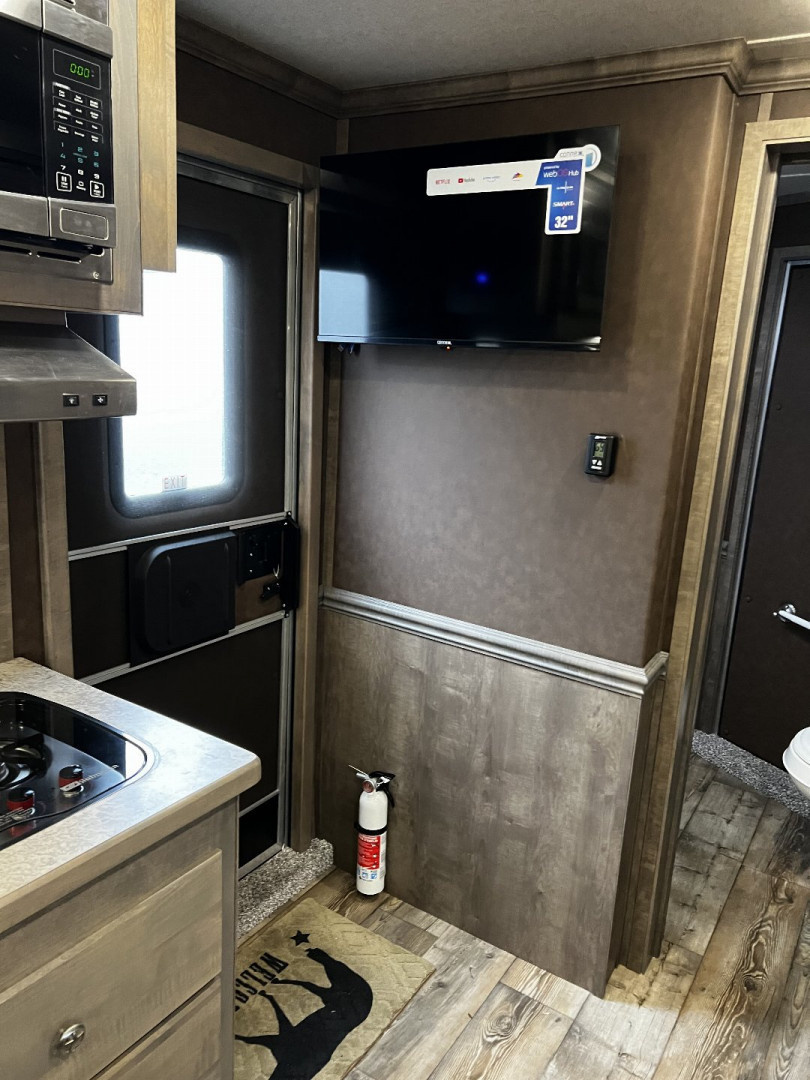 New 2026 Merhow Trailers 8310-A-FK-NS Horse Trailer