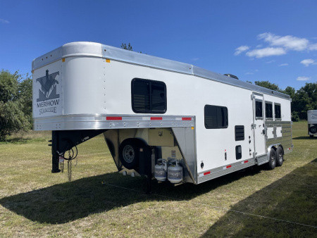 New 2026 Merhow Trailers 8310-A-FK-NS Horse Trailer
