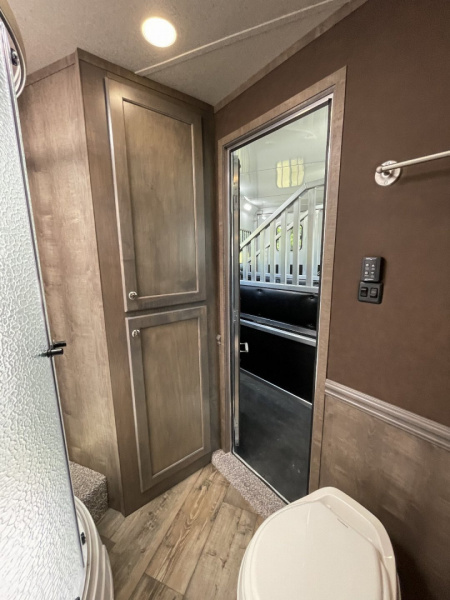 New 2026 Merhow Trailers 8310-A-FK-NS Horse Trailer