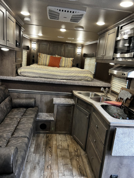 New 2026 Merhow Trailers 8310-A-FK-NS Horse Trailer