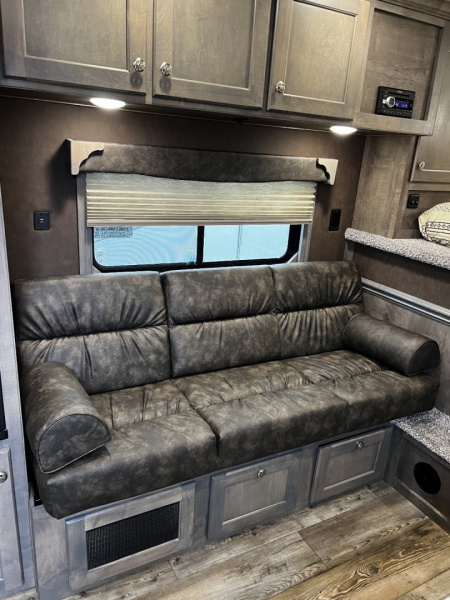 New 2026 Merhow Trailers 8310-A-FK-NS Horse Trailer