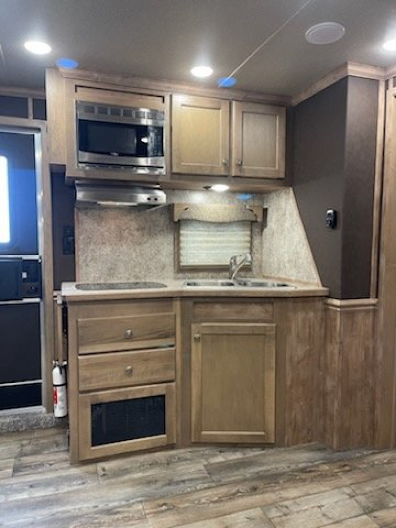 New 2026 Merhow Trailers 8312-A RK-S Horse Trailer