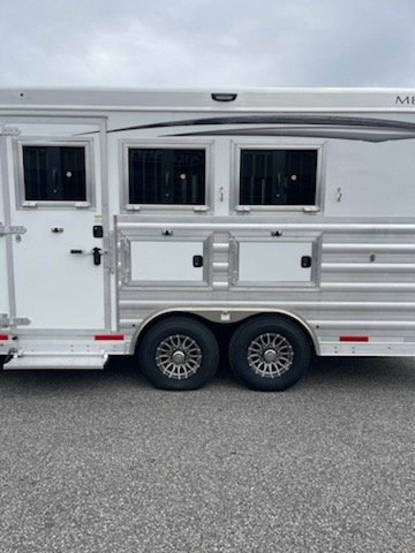 New 2026 Merhow Trailers 8312-A RK-S Horse Trailer