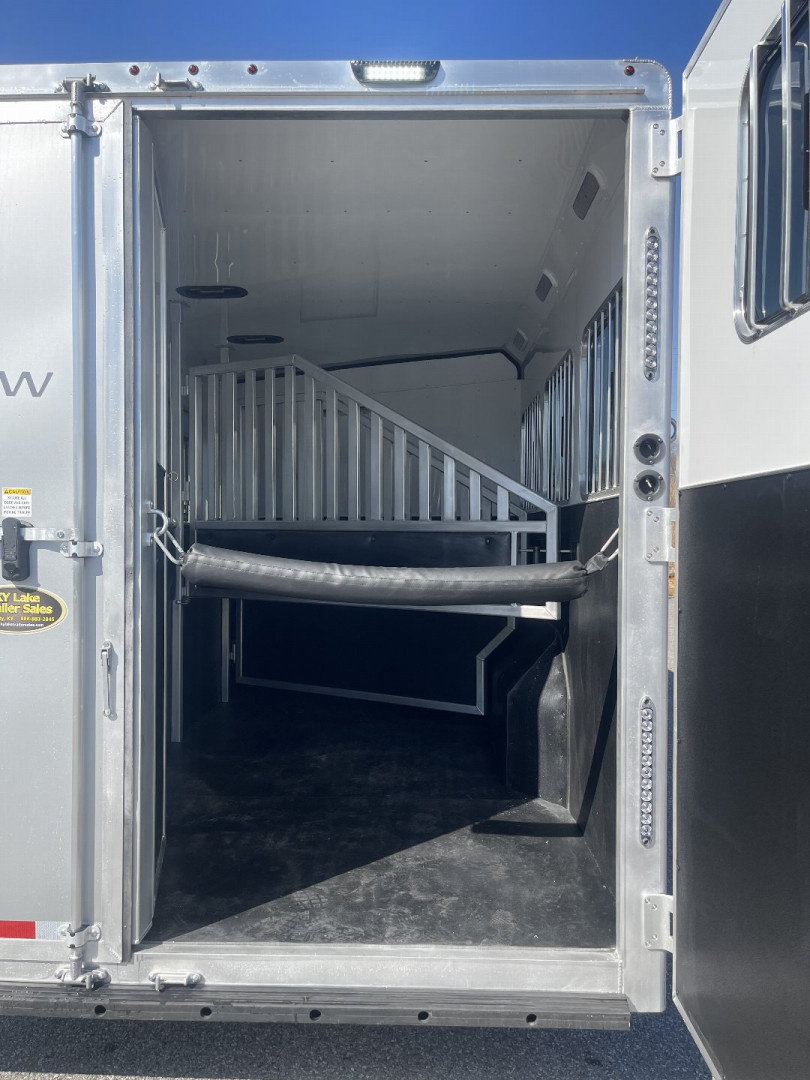 New 2026 Merhow Trailers 8312-A RK-S Horse Trailer