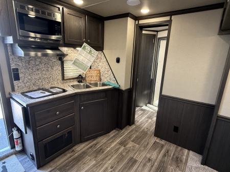 New 2026 Merhow Trailers 8312-A RK-S Horse Trailer