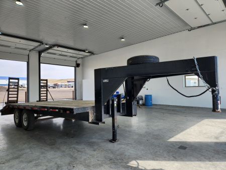 Used 2014 Wilray 20' Gooseneck Deckover Trailer 14K