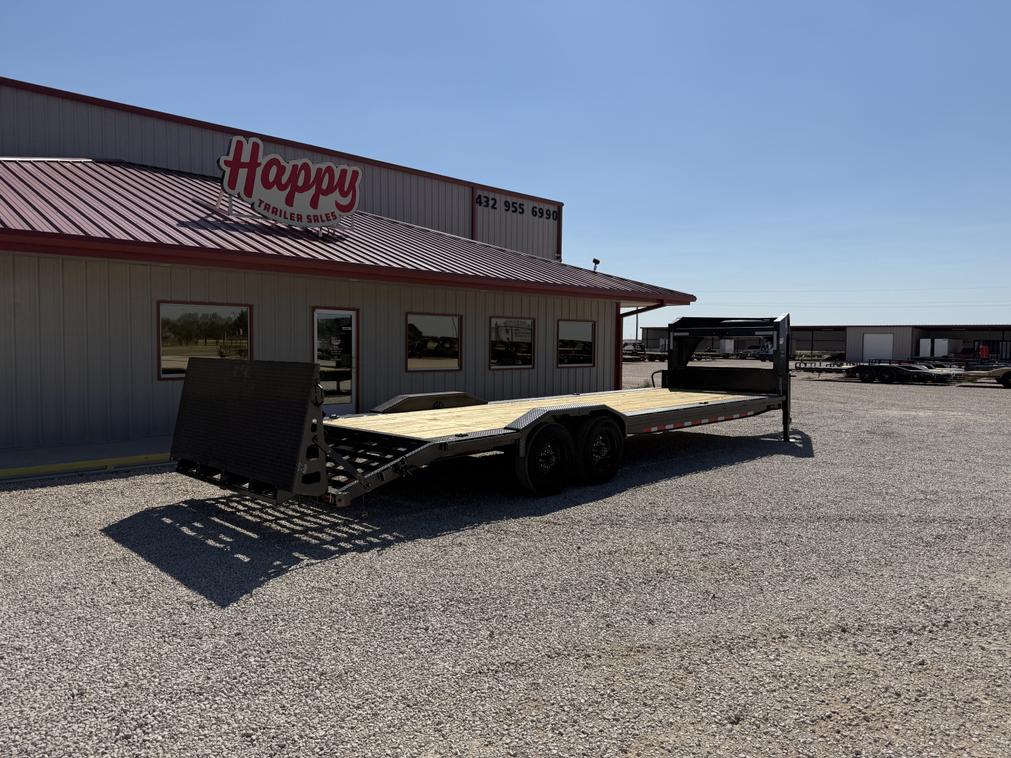 New 2026 Diamond C 102"x28' GN Extreme Duty Equipment Trailer - LPX-GN210