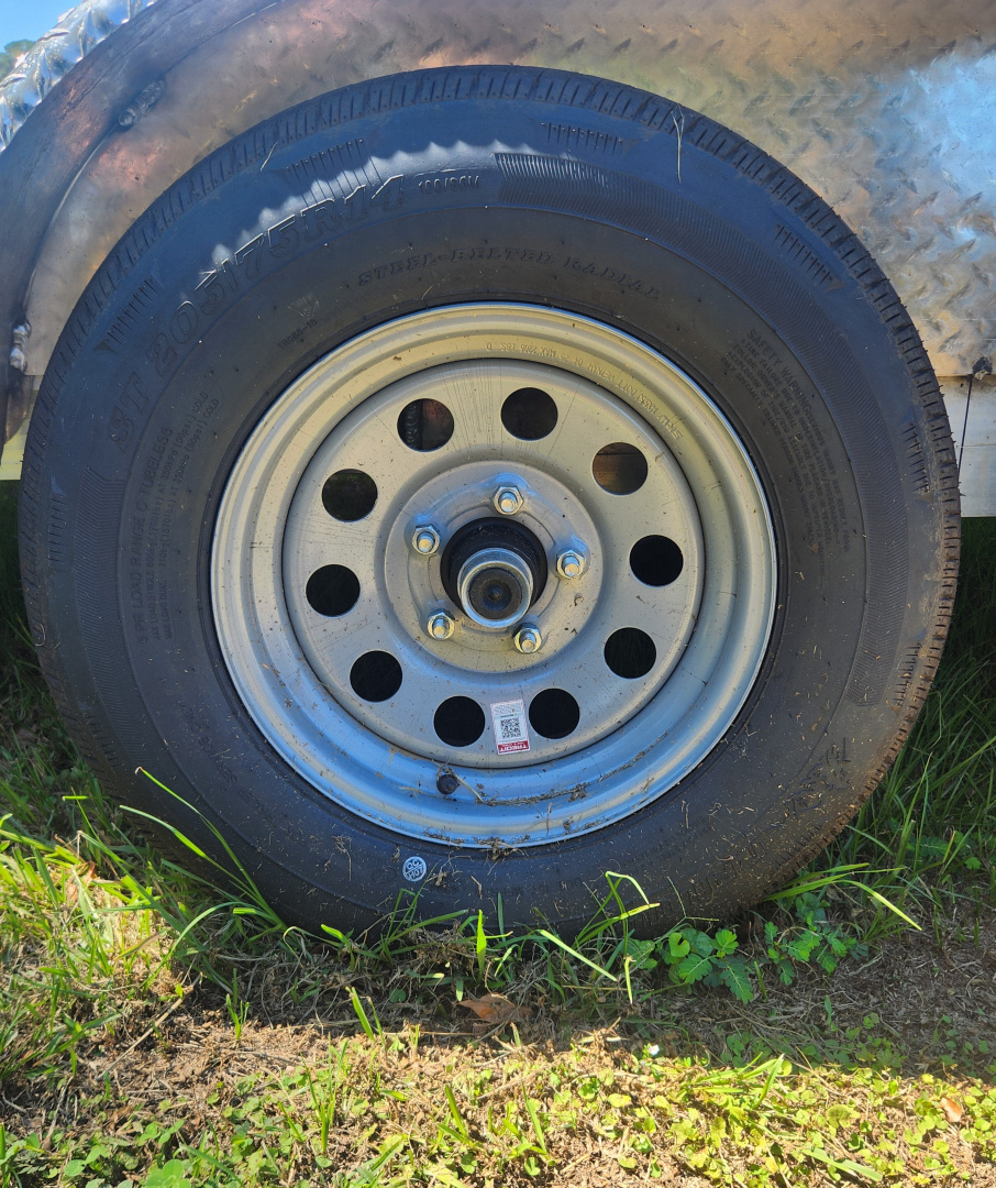 New 2025 Elite Trailers 82"x20' Aluminum Car Hauler