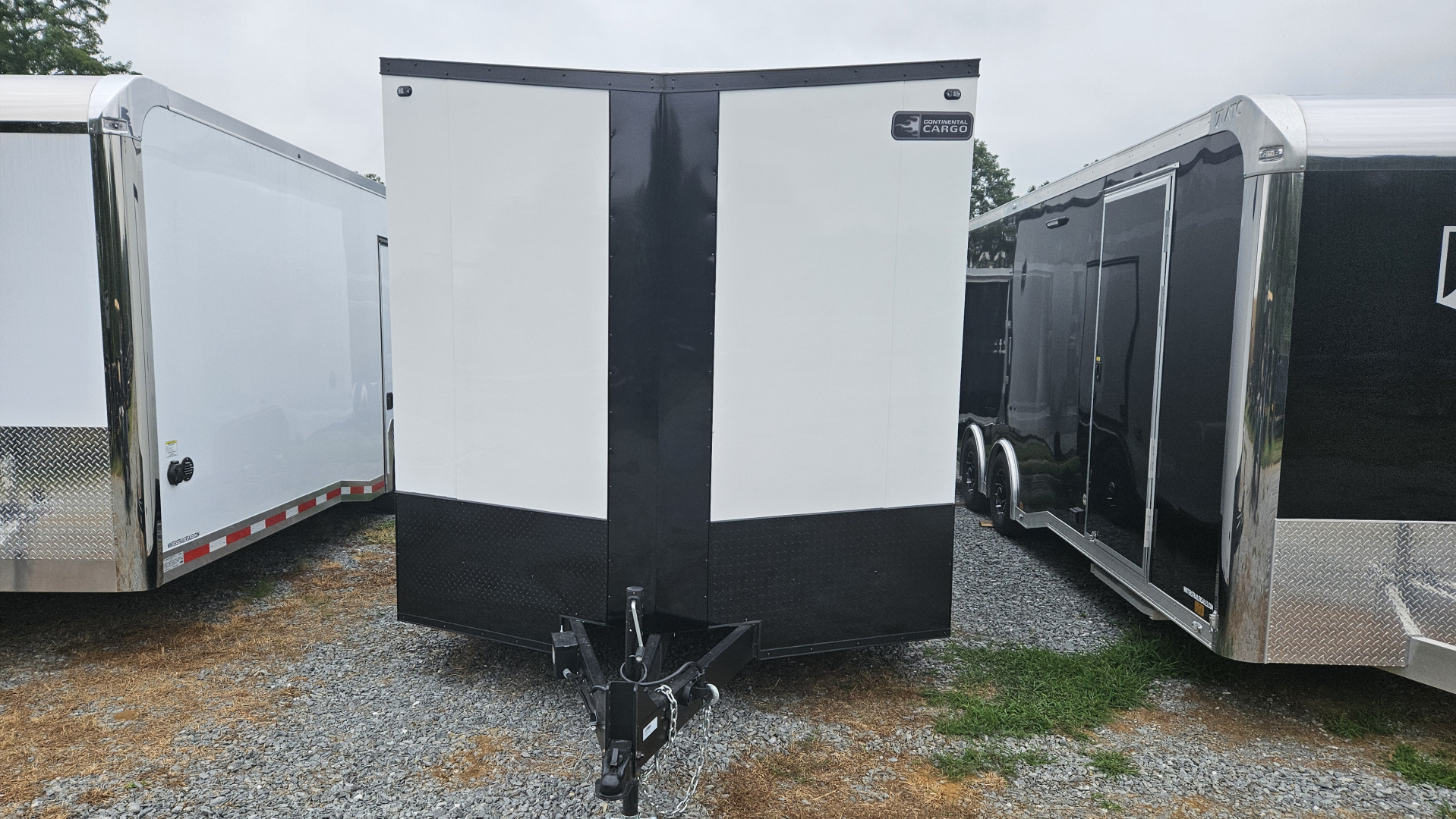 New 2026 Continental Cargo V8.5X24TA Car / Racing Trailer