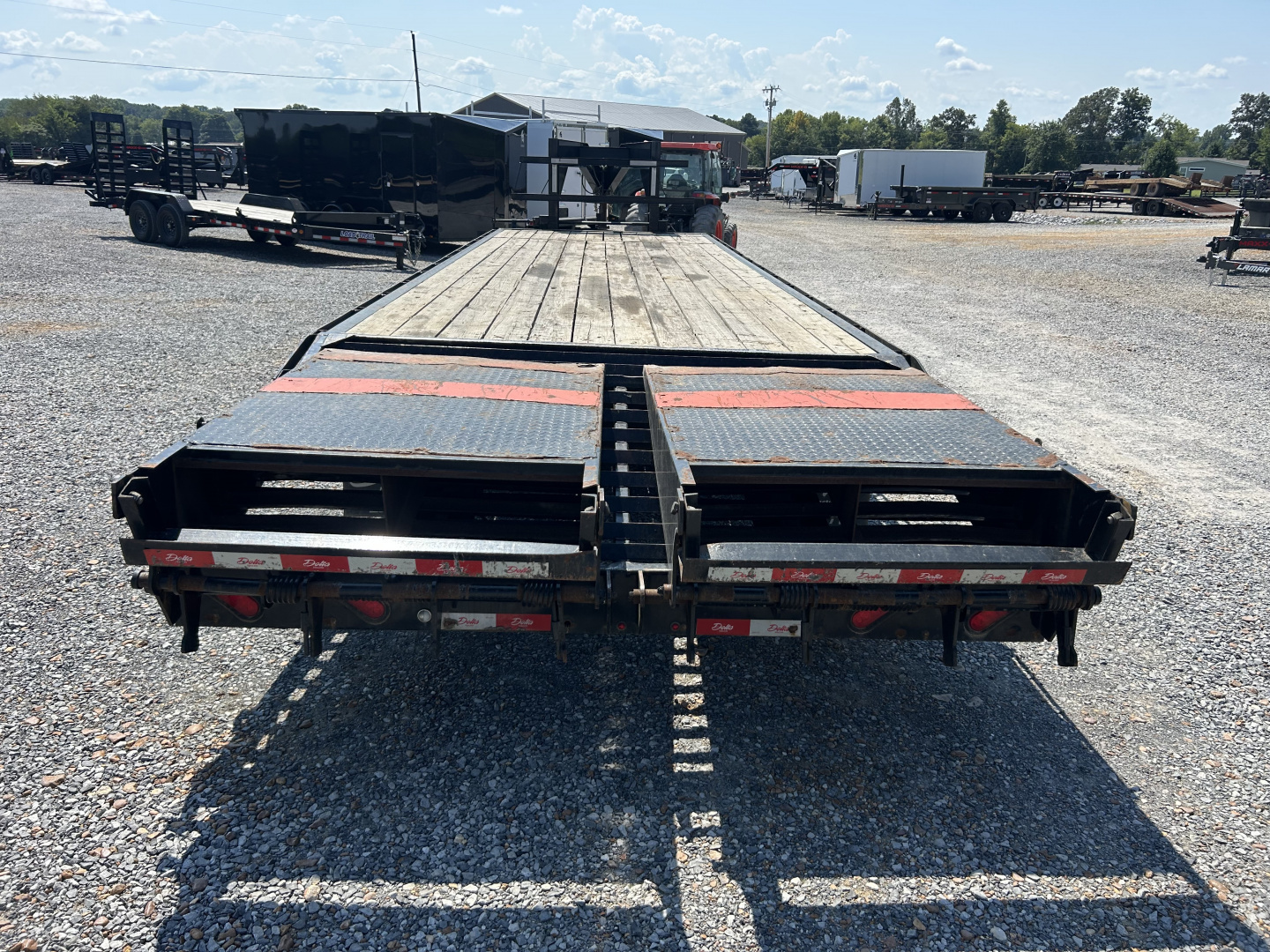 Used 2022 Delta 102"X30' 23.4K Gooseneck Flatbed Trailer
