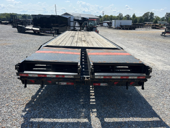 Used 2022 Delta 102"X30' 23.4K Gooseneck Flatbed Trailer