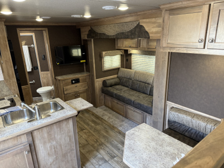 New 2026 Merhow Trailers 8314-B RWS Horse Trailer