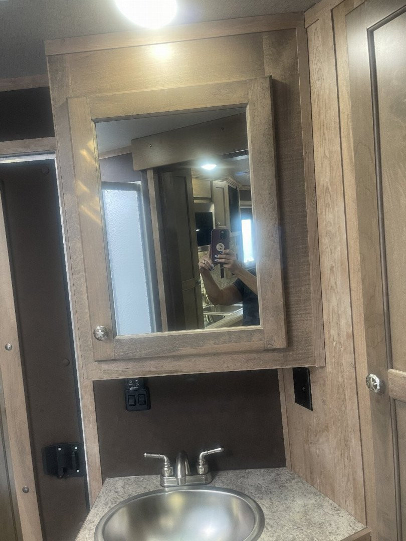 New 2026 Merhow Trailers 8416-A RWS- SIDE LOAD Horse Trailer