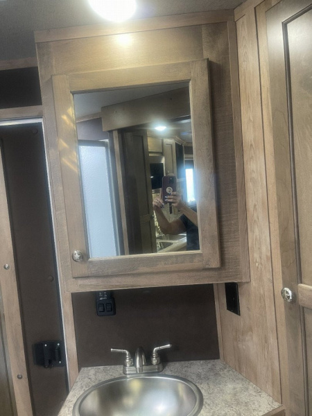 New 2026 Merhow Trailers 8416-A RWS- SIDE LOAD Horse Trailer