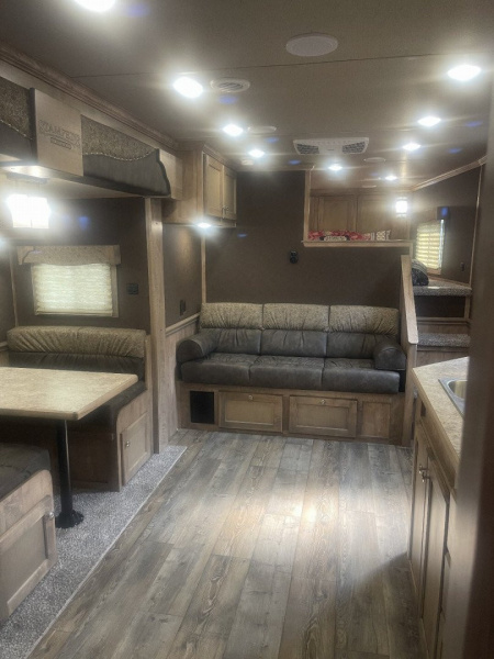 New 2026 Merhow Trailers 8416-A RWS- SIDE LOAD Horse Trailer