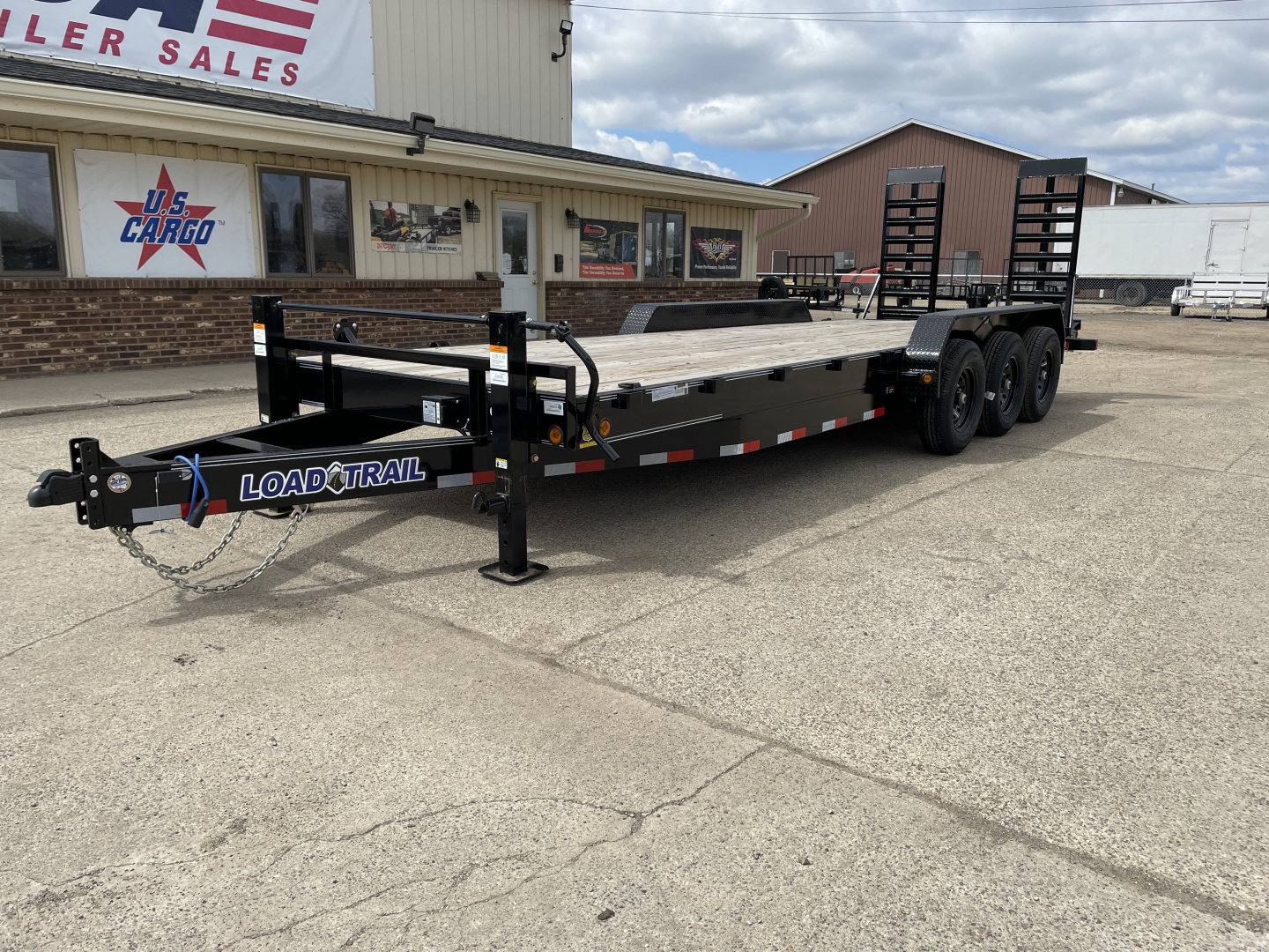 New 2026 Load Trail 83x24 Tri-Axle 21k w/HD Ramps Equipment Trailer