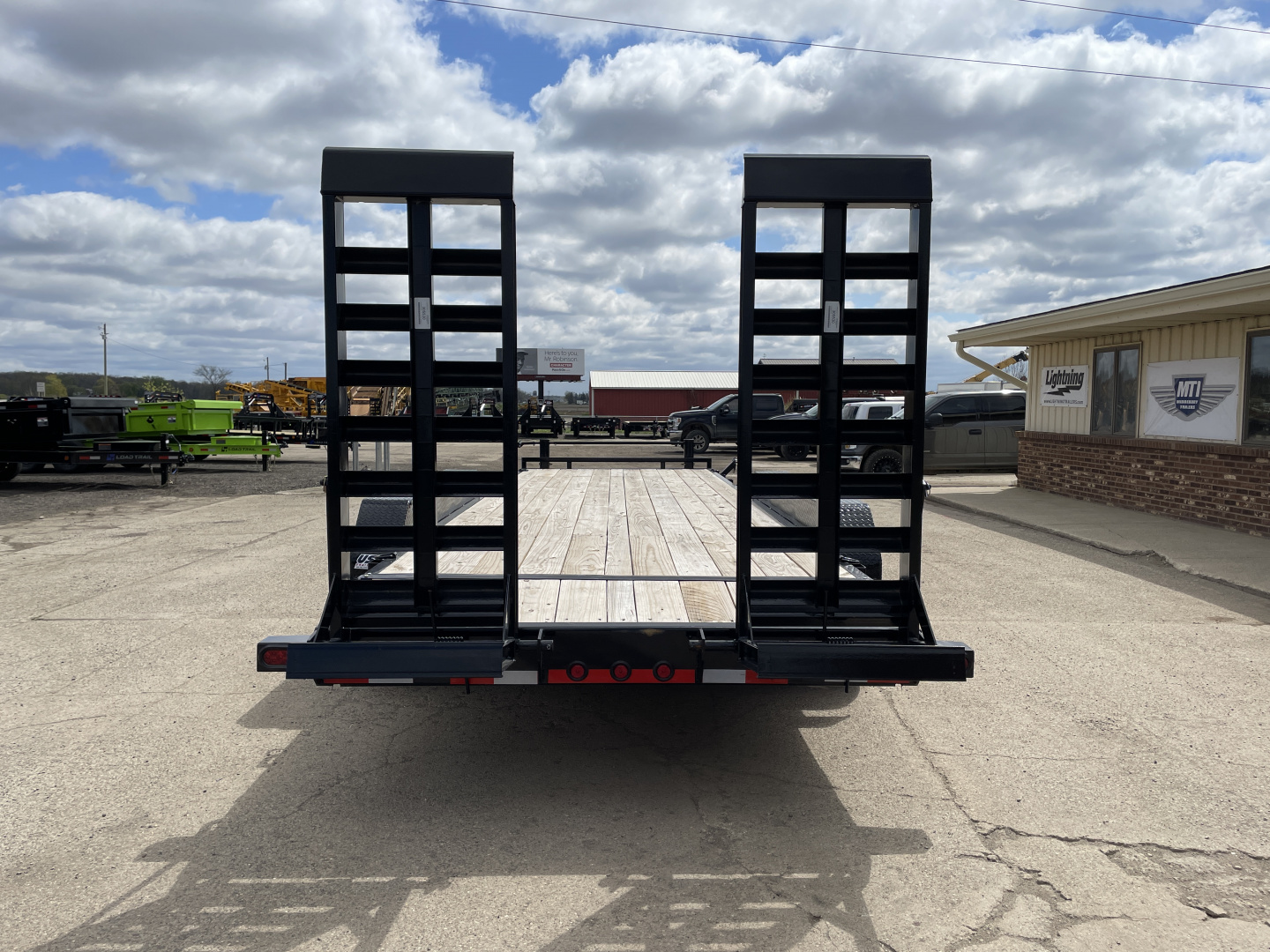 New 2026 Load Trail 83x24 Tri-Axle 21k w/HD Ramps Equipment Trailer