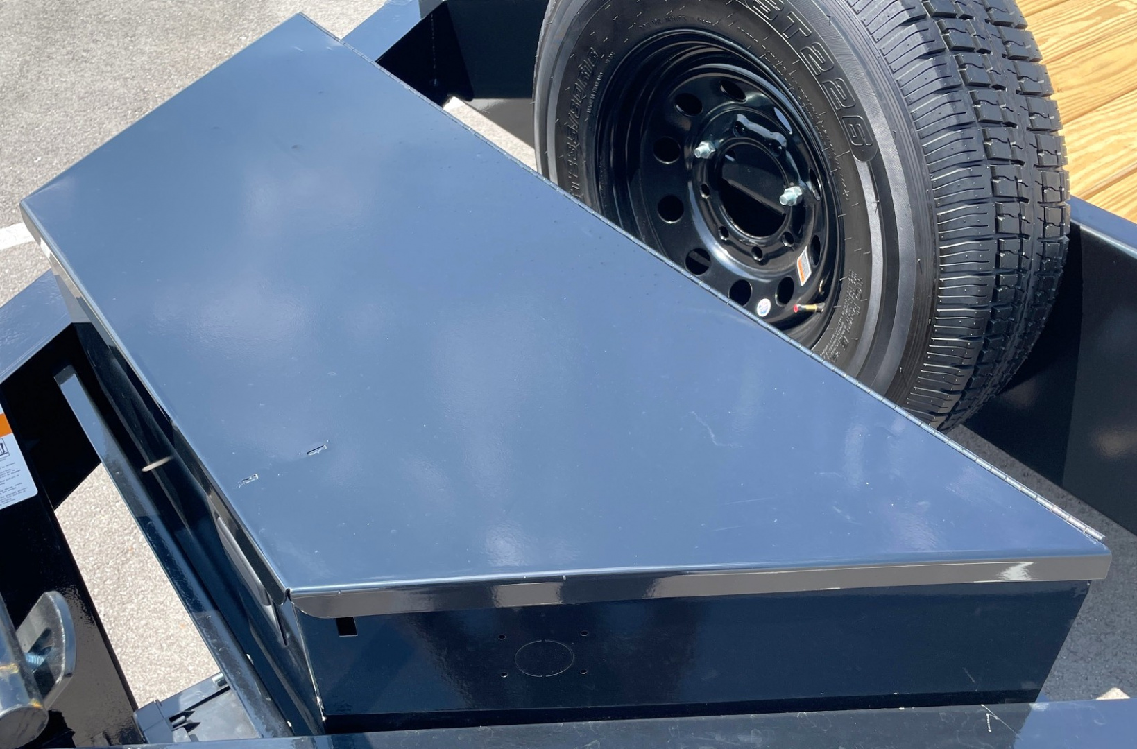 New Diamond C Baseline 20' Equipment Trailer 14,000LB, Spare Tire, Tool Box