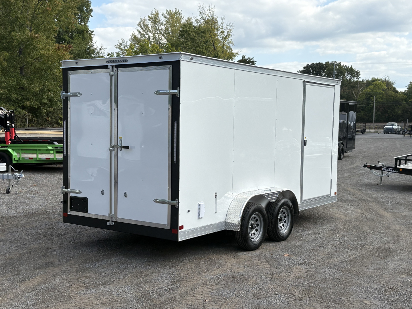 2026 Covered Wagon photo 3