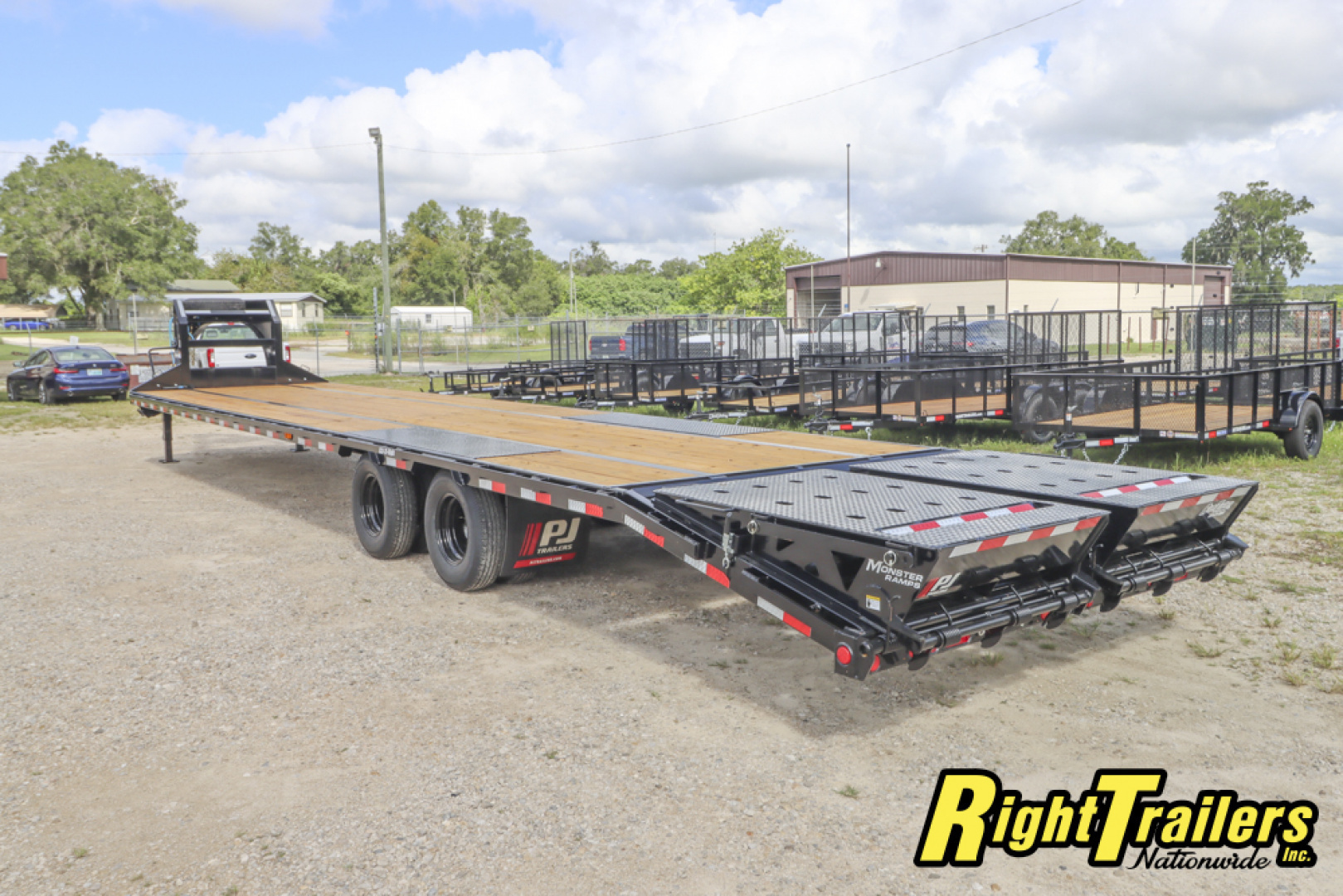 New 2026 8.5X40 PJ GOOSENECK EQUIPMENT TRAILER