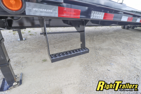 New 2026 8.5X40 PJ GOOSENECK EQUIPMENT TRAILER