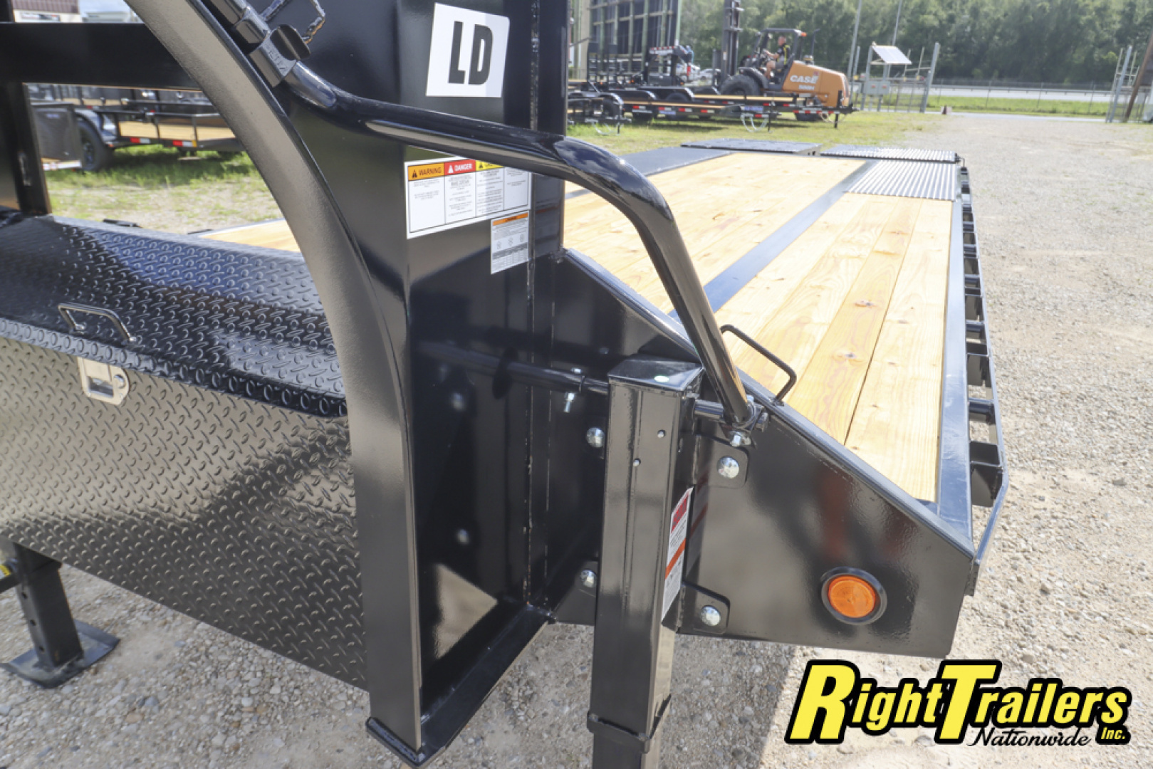 New 2026 8.5X25 PJ Gooseneck Equipment Trailer