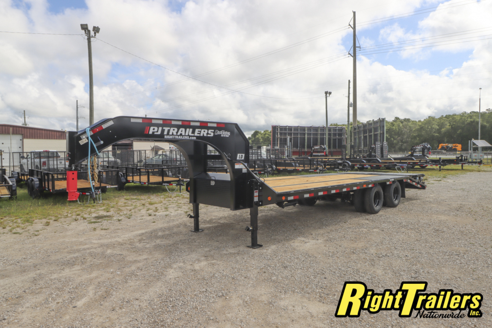 New 2026 8.5X25 PJ Gooseneck Equipment Trailer