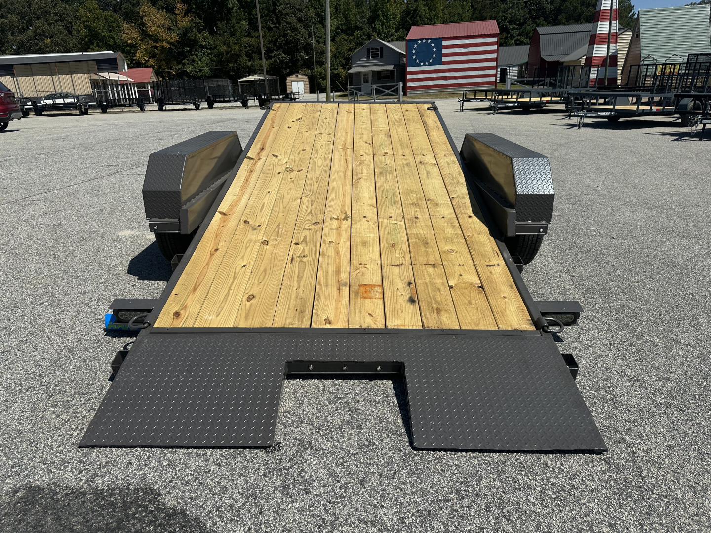 New 2025 20FT 10K MANUAL TILT FLOOR CAR HAULER