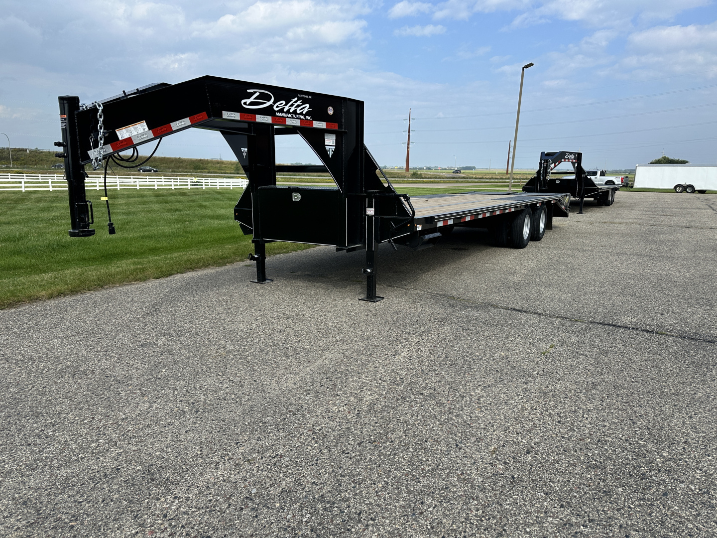 New 2026 Delta Mfg 28'x8'6" 210GN Flatbed Trailer