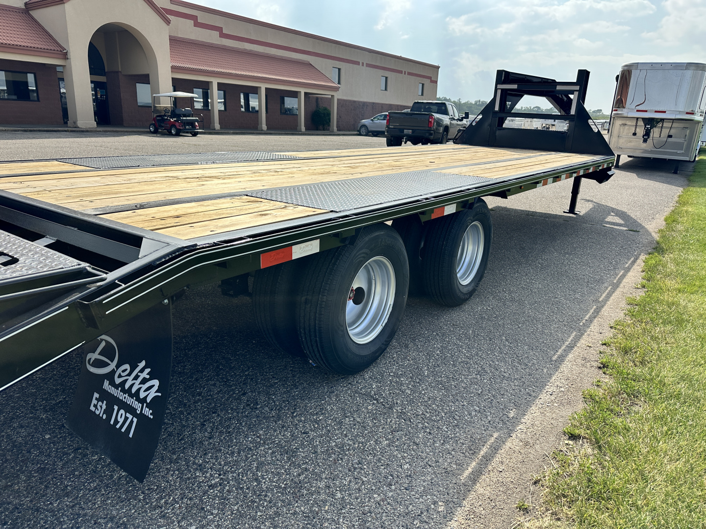 New 2026 Delta Mfg 28'x8'6" 210GN Flatbed Trailer