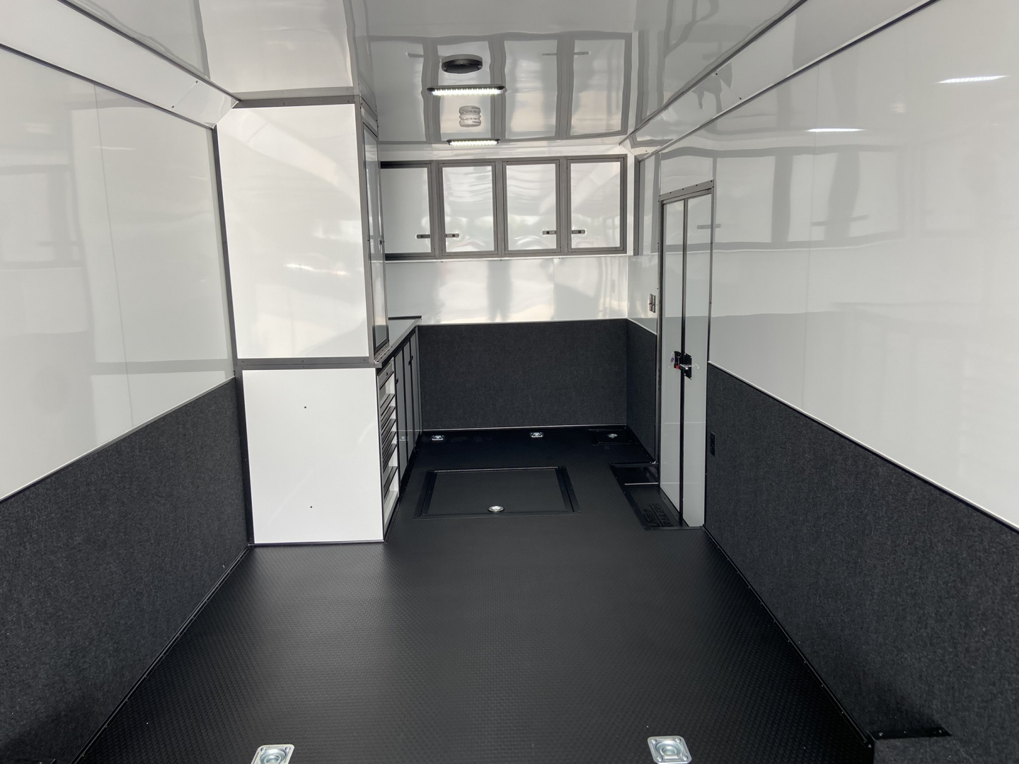 New 2026 United Trailers Super Hauler 34'