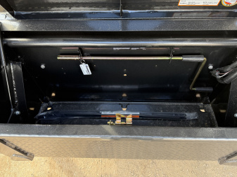 New 2026 Diamond C 102"x40' Engineered Beam FMAX212 w/ Max Ramps - Pacesetter Edition