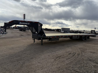 New 2026 Diamond C 102"x40' Engineered Beam FMAX212 w/ Max Ramps - Pacesetter Edition
