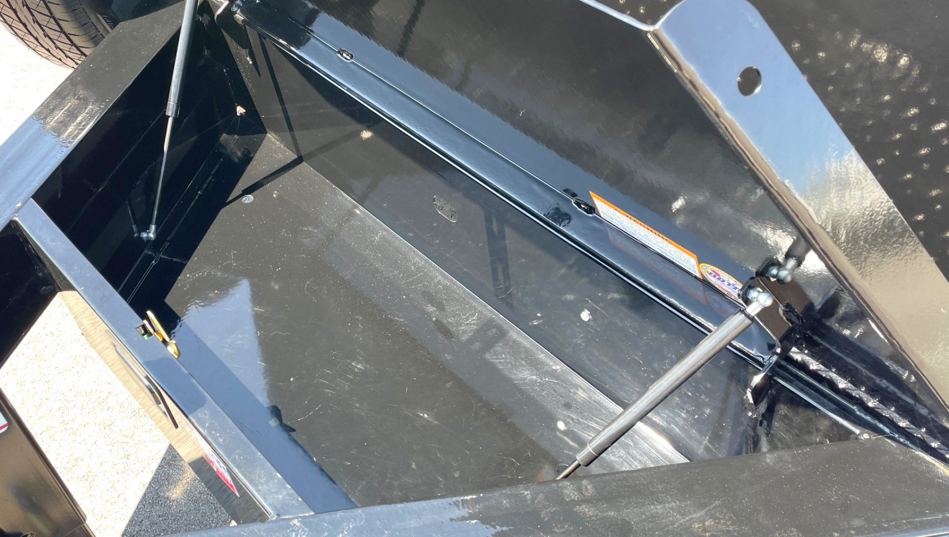 New Diamond C 20' GTF 206 Car Hauler Trailer: Aluminum Deck, Black Aluminum Wheels, Rock Guard, Spare