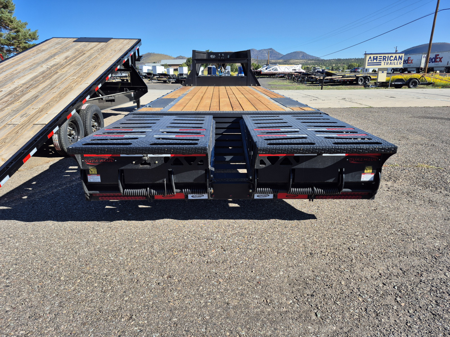 New 2026 Dura-Haul Gooseneck Tandem Axle Deckover/16,000 GVWR/8'x25'